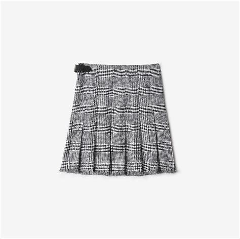 burberry monochrome|Warped Houndstooth Nylon Kilt in Monochrome .